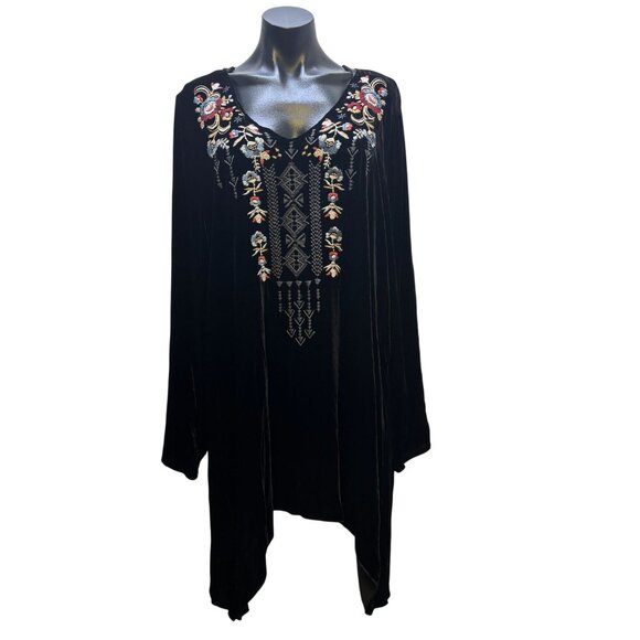 Johnny Was Black Velvet Tunic With Embroidered Detail XL - Picture 1 of 6